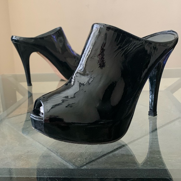 STUART WEITZMAN Patent Leather High Heel Mule Booti - Picture 10 of 14